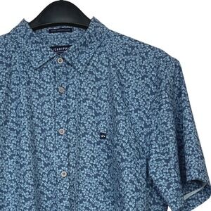 Fish Hippie Rowe Performance Mens L Performance Blue Floral Short Sleeve Shirt